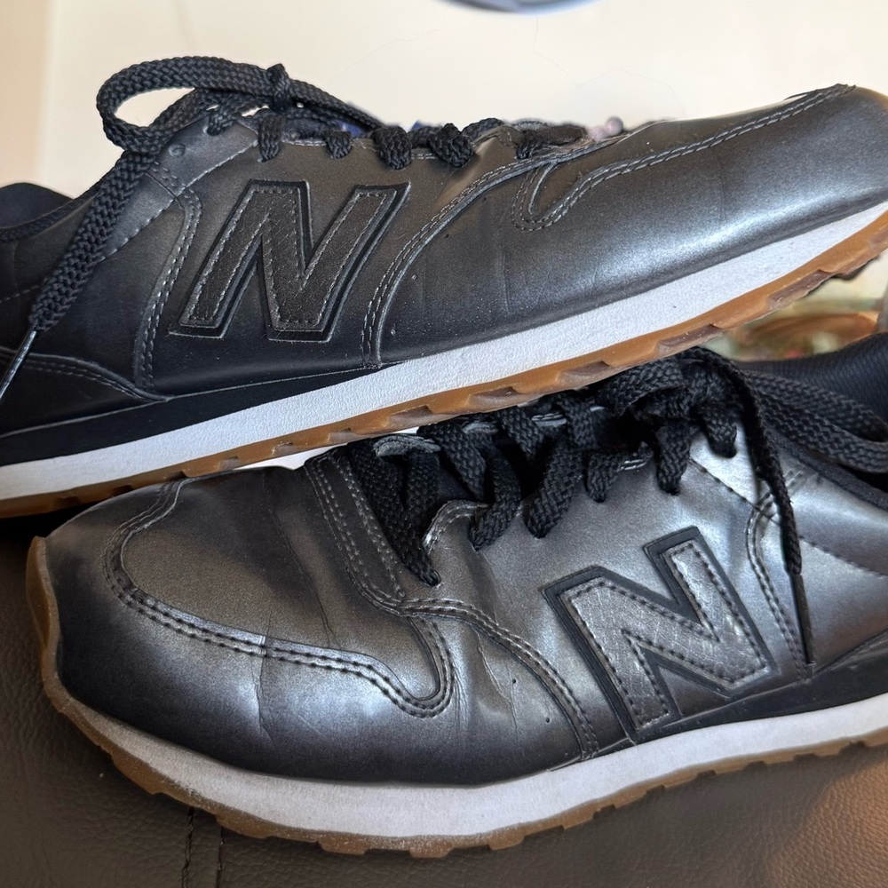 New Balance 500 Women’s Metallic Sneakers Shoes